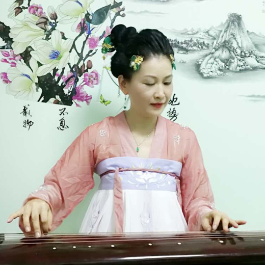 谢芳.jpg
